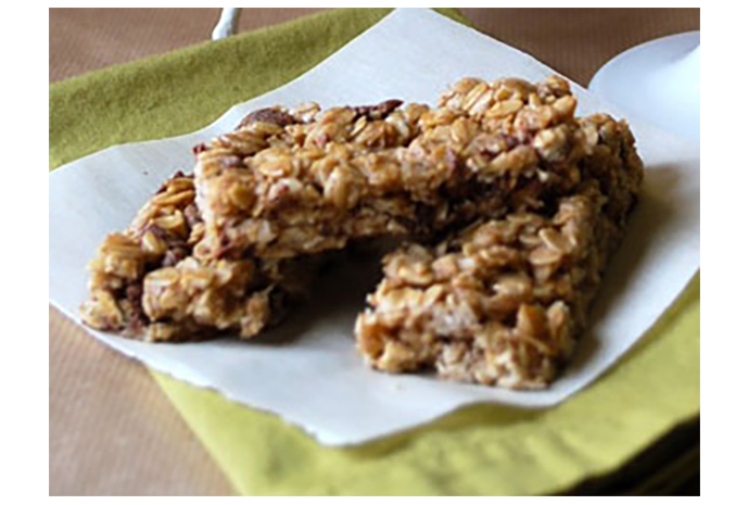 Granola goes wild for these delish party bars.
