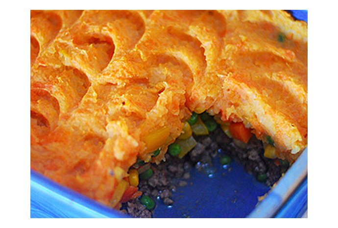 A classic Shepherd's Pie gets a healthy update with the addition of sweet potatoes and ground turkey. It's a great crowd pleaser that freezes well.