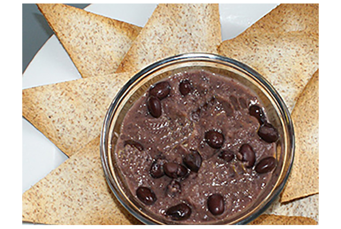 Toddlers love to dip, so give them something yummy and healthy to dip into. This No-Cook Black Bean Dip can be turned into a Toddler Meal or used as a snack for any time of the day.