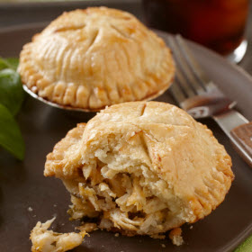 Toddlers will love these mini <a href="http://www.savvymom.ca/index.php/eatsavvy/meals/turkey_apple_and_cheddar_hand_pies/" title="pies">pies</a> made just for them—filled with the sweetness of apples, gooey cheese and shredded turkey.  

<a href="http://www.savvymom.ca/index.php/eatsavvy/meals/turkey_apple_and_cheddar_hand_pies/" title="Make it.">Make it.</a>