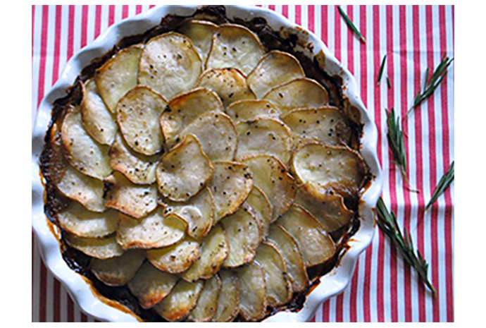Beef Pot Pie with Crispy Potato Topping