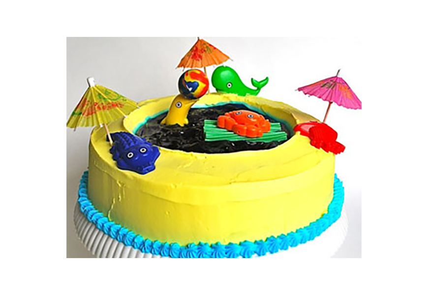 Swimming Pool A fun cake for Rosalie who turned 12 and who 