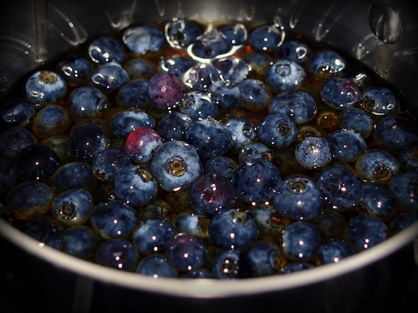 Blueberry-Syrup-Pot-Life-in-Pleasantville