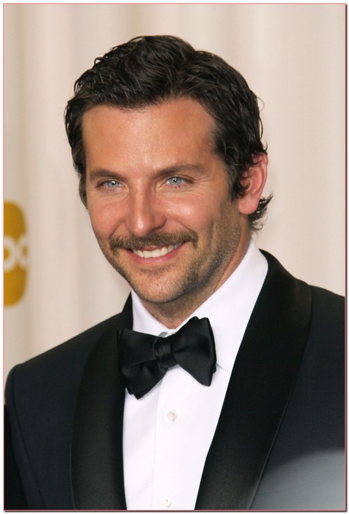 The 84th Annual Academy Awards - Press Room Celebrities pose in the press room at the 84th Annual Academy Awards held at the Hollywood & Highland Center on February 26, 2012 in Hollywood, CA. <br />