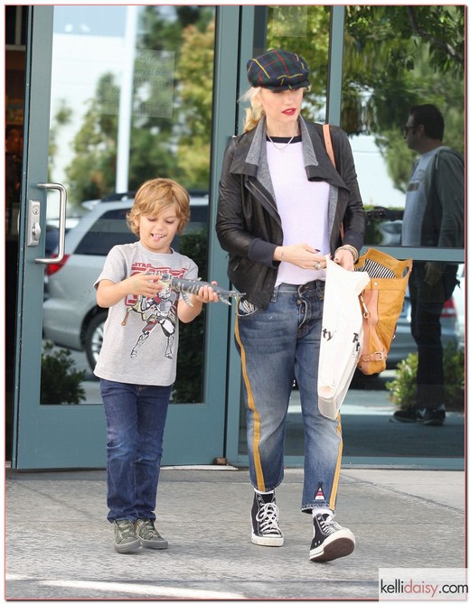 No Doubt singer Gwen Stefani takes her boys Kingston and Zuma to Pretend City Children's Museum for a day of fun on March 27, 2012 in Irvine, CA.