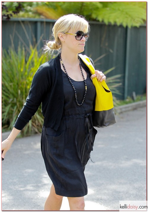 Pregnant actress Reese Witherspoon leaves a friend's house after a visit on March 28, 2012 in Brentwood, CA.
