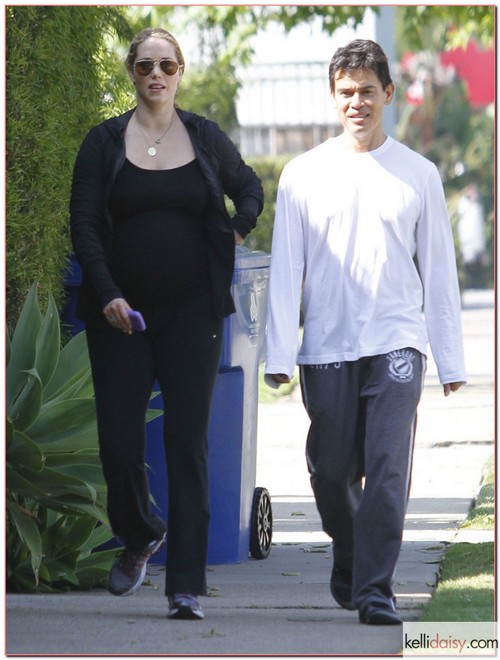 Pregnant actress Elizabeth Berkley spotted out at a gym in West Hollywood, California on April 19, 2012.