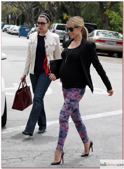 Pregnant &quot;The Hills&quot; star Kristin Cavallari heads to a restaurant to eat lunch with a friend on April 25, 2012 in Beverly Hills, CA.