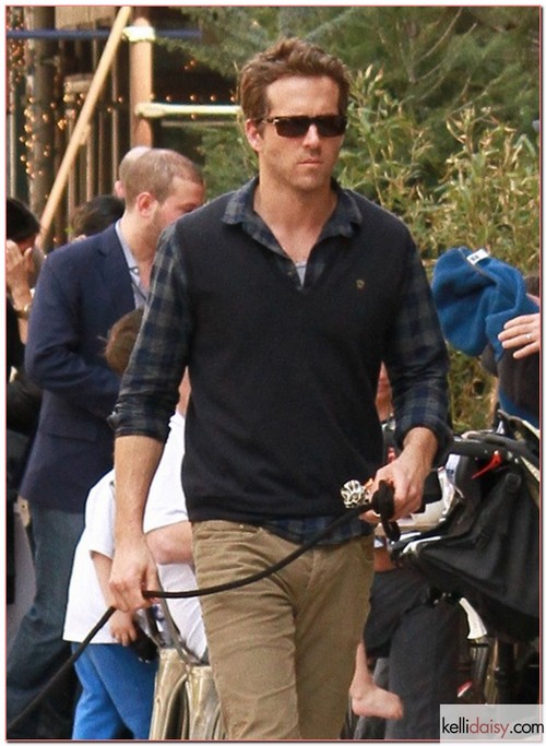 Ryan Reynolds Takes His Dog For A Stroll "Green Lantern" actor Ryan Reynolds was out and about on a walk with his dog in New York City, New York on April 14, 2012.