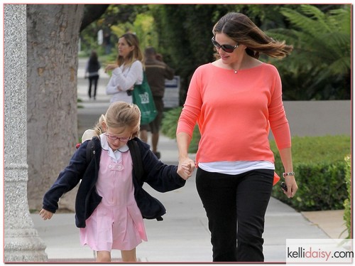 Actress Jennifer Garner picking her daughter Violet Affleck up from school in Santa Monica, California on April 30, 2012.