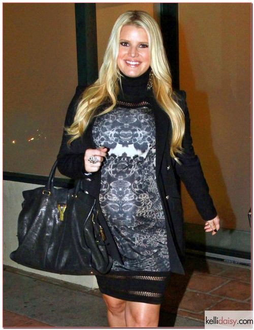 Pregnant Jessica Simpson Heading Out To Dinner In Beverly Hills Pregnant Jessica Simpson and a friend leaving an office and heading to dinner at Mastro's Steakhouse in Beverly Hills, CA, on January 18, 2012