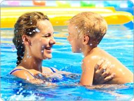 Mom_son_pool_BRAND_PHO_EN