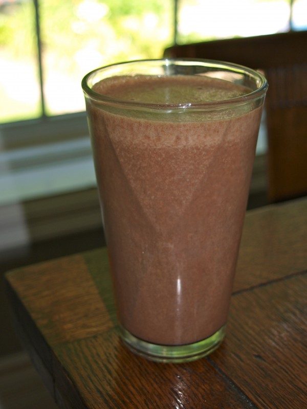 almond-chocolate-smoothie-e1342711225116