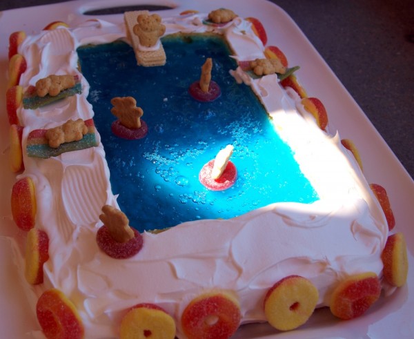 pool-party-cake1-e1341454907487 pool-party-cake1-e1341454907487