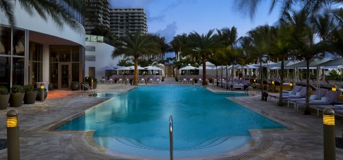 Bal Harbour St. Regis Pool