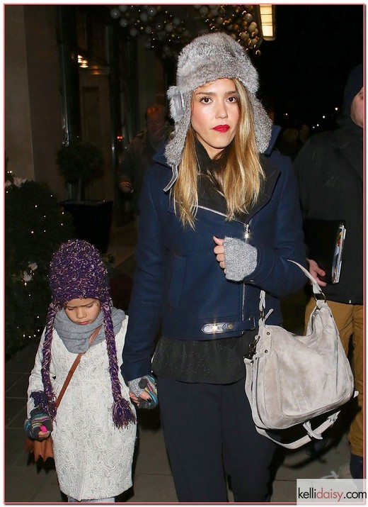 Jessica Alba & Honor Step Out In London 50961791 "Fantastic Four" actress Jessica Alba and her daughter Honor arrive back at their hotel after a day out in London, England on December 4, 2012. After relaxing for a bit, the two got bundled up in warm clothes and left the hotel to head out to dinner. FameFlynet, Inc - Beverly Hills, CA, USA - +1 (818) 307-4813 RESTRICTIONS APPLY: USA ONLY