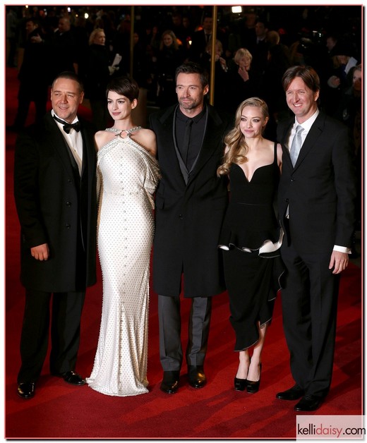 50962191 Stars attend the World Premiere of 'Les Miserables' at Odeon Leicester Square on December 5, 2012 in London, England. Stars attend the World Premiere of 'Les Miserables' at Odeon Leicester Square on December 5, 2012 in London, England.
Pictured: Russell Crowe, Anne Hathaway, Hugh Jackman, Amanda Seyfried, Tom Hooper FameFlynet, Inc - Beverly Hills, CA, USA - +1 (818) 307-4813 RESTRICTIONS APPLY: USA ONLY