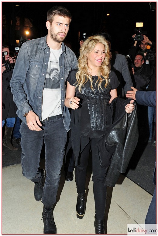 50990640 Pregnant Columbian singer Shakira and her boyfriend Gerard Pique attend the presentation of the book 'The Wind And Random' written by William Mebarak (Shakira's father), in Barcelona, Spain on January 14, 2013. FameFlynet, Inc - Beverly Hills, CA, USA - +1 (818) 307-4813 RESTRICTIONS APPLY: USA/AUSTRALIA ONLY
