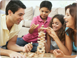 Family_playing_game_BRAND_PHO_EN