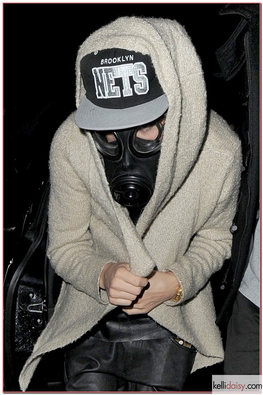 51031956 Singer Justin Bieber seen on a night out at Mr Chows, arriving with a mask on March 6, 2013. The teen sensation is then seen heading to 45 Park Lane in London. The Mask doesn't do much to hide the popular singer from adoring crowds. FameFlynet, Inc - Beverly Hills, CA, USA - +1 (818) 307-4813 RESTRICTIONS APPLY: USA ONLY
