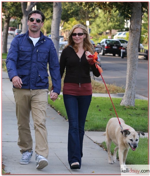 51061386 Actor Jon Hamm and his long-time girlfriend Jennifer Westfeldt walk their dog in Los Feliz, California on April 7, 2013. FameFlynet, Inc - Beverly Hills, CA, USA - +1 (818) 307-4813