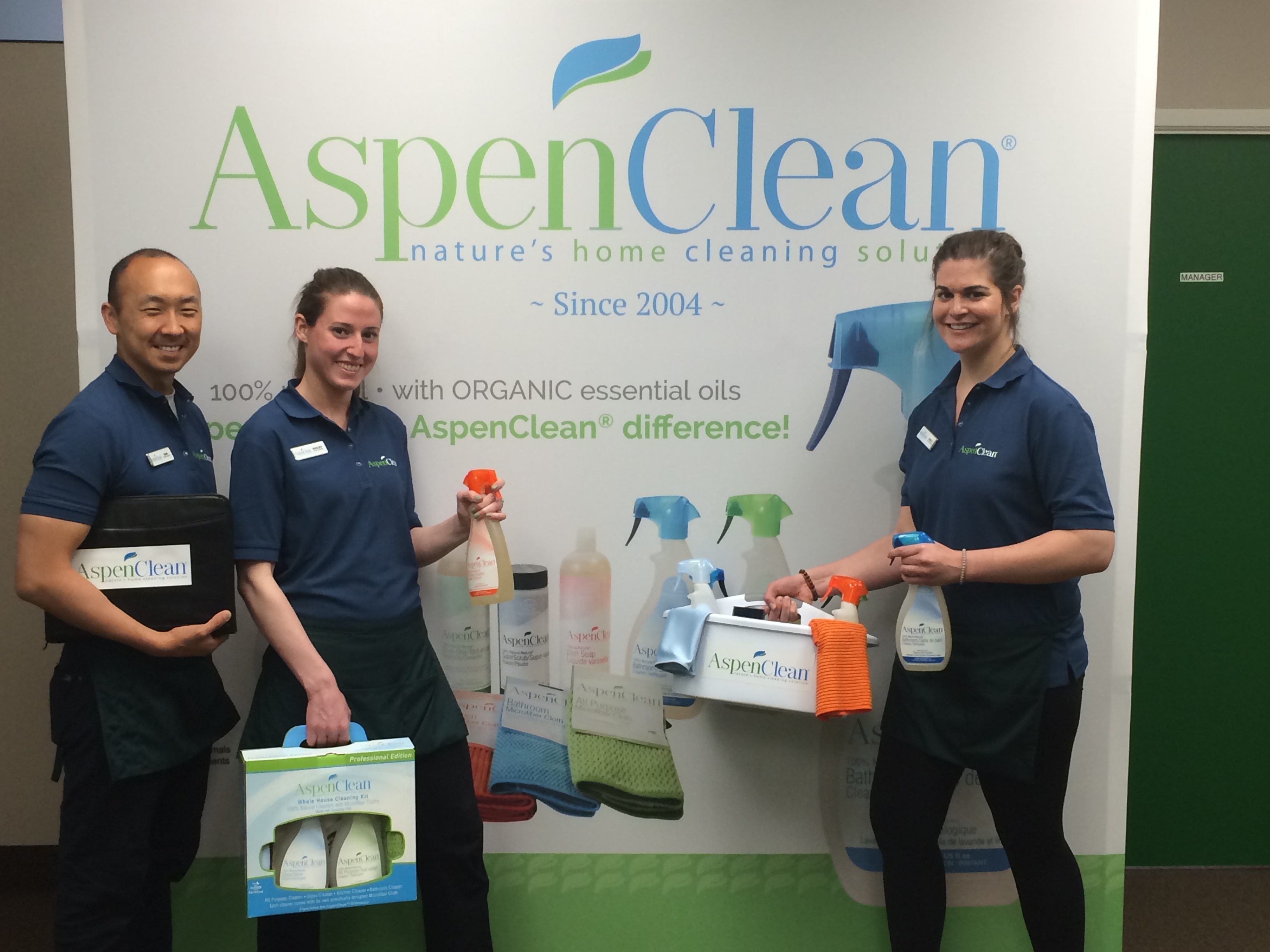 Clean Well: AspenClean Grapefruit & Lavender All Purpose Natural Spray Cleaner & Eco Cloth Set