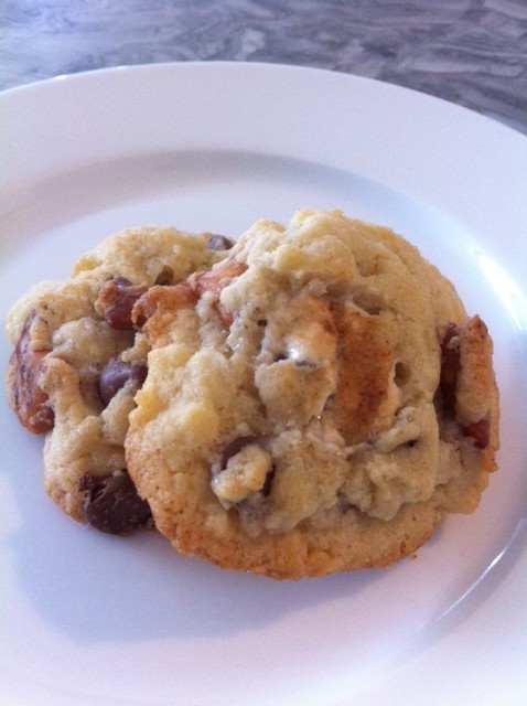 chocolate-chip-pretzel-marshmallow-cookies-e1364758523914