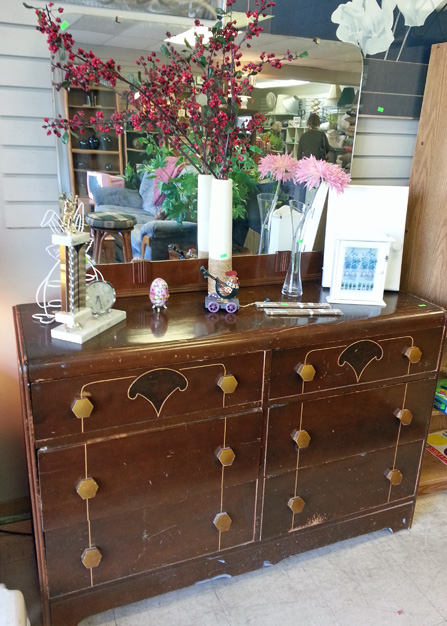 vintage-dresser-1