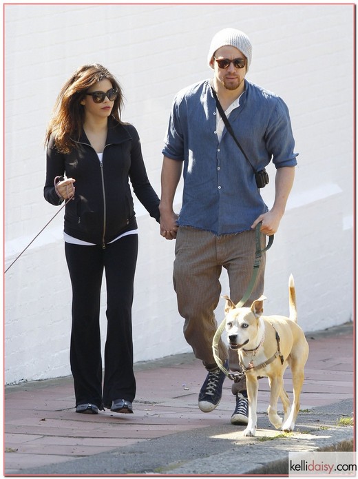 51112572 "Magic Mike" star Channing Tatum and his pregnant wife Jenna Dewan hold hands as they take their dogs for a walk on May 27, 2013 in London, England. Jenna looks to be giving birth any day now! FameFlynet, Inc - Beverly Hills, CA, USA - +1 (818) 307-4813 RESTRICTIONS APPLY: USA ONLY