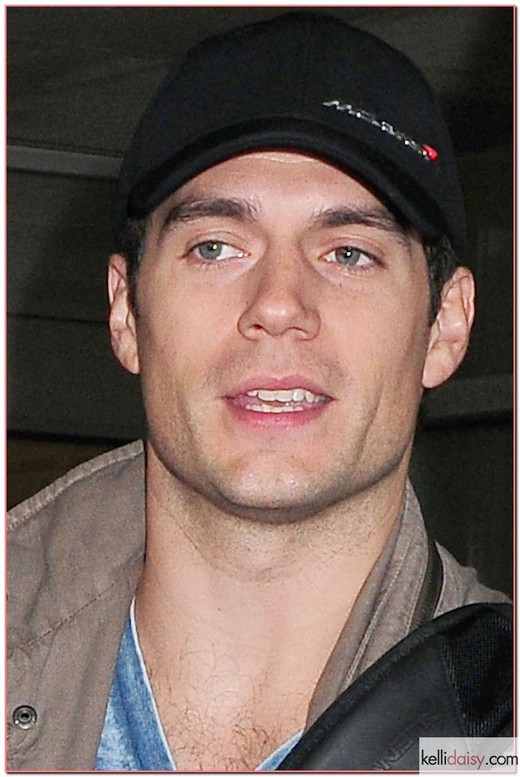 51125136 Actor Henry Cavill arrives at JFK to promote his new film 'Man of Steel' as he is greeted by a mob of fans in New York, New York on June 9, 2013. FameFlynet, Inc - Beverly Hills, CA, USA - +1 (818) 307-4813
