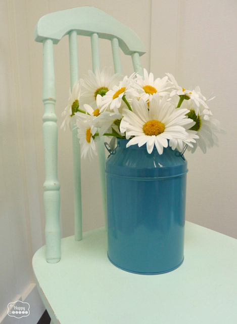 DIY-Chalk-Paint-free-mint-chair-entry-at-thehappyhousie