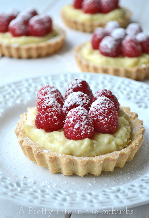 Raspberry-Vanilla-Bean-Cream-Tart-A-Pretty-Life Raspberry-Vanilla-Bean-Cream-Tart-A-Pretty-Life