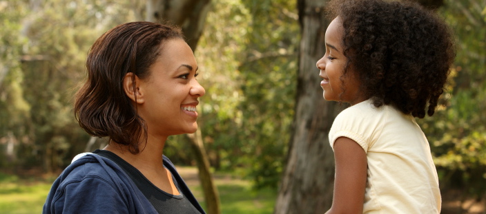 mother-talking-to-daughter