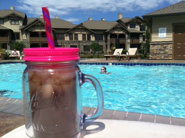 poolside-drink1