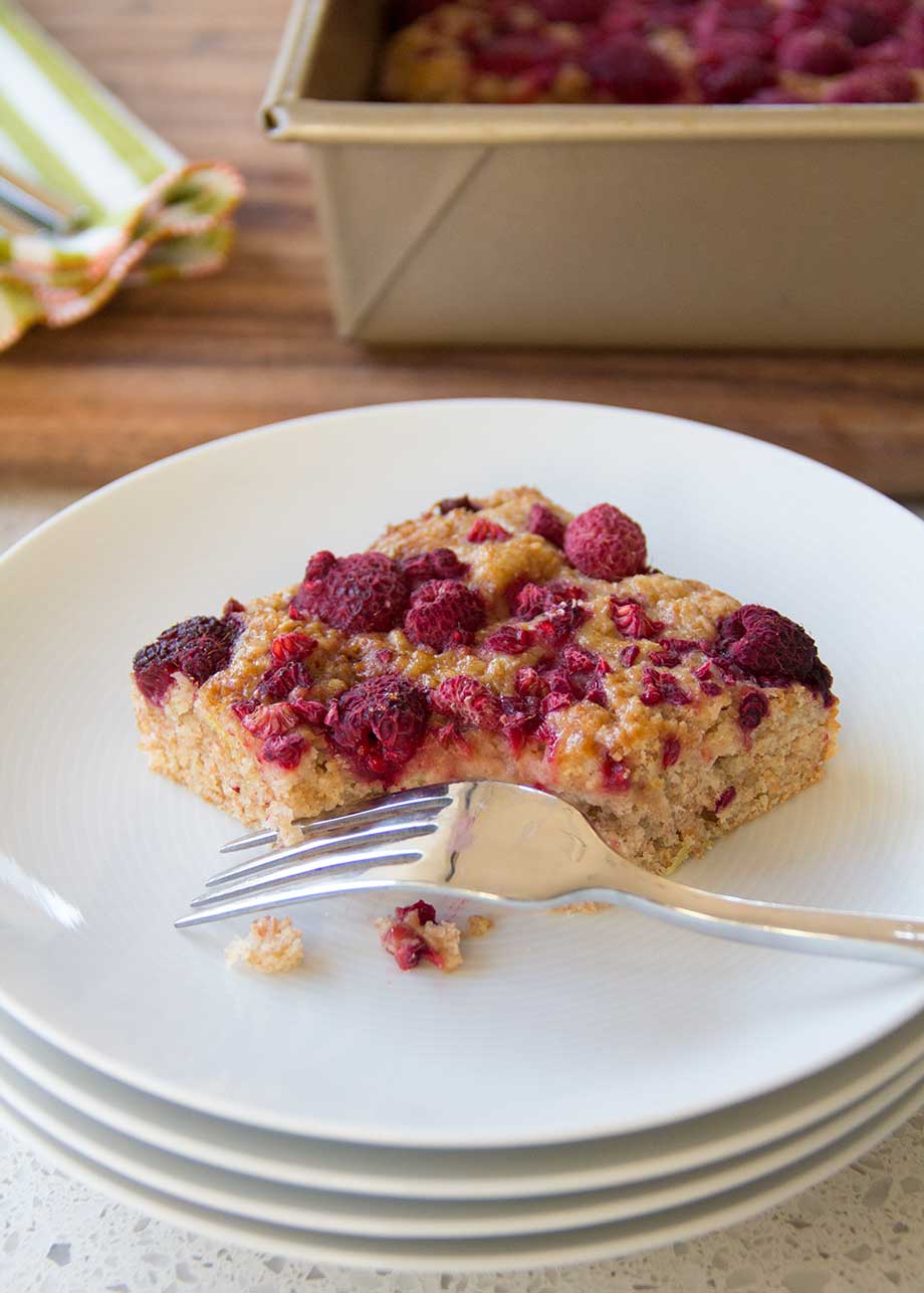 Olive Oil & Greek Yogurt Snack Cake with Berries SavvyMom