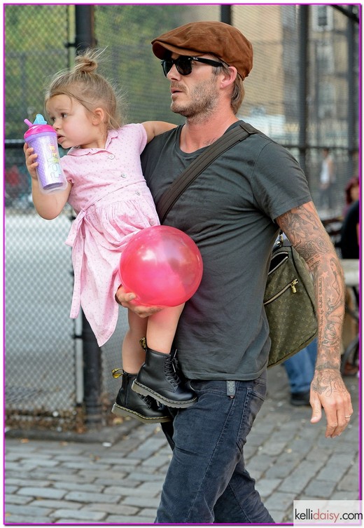 51204413 Soccer star David Beckham takes his daughter Harper to a park in New York City, New York on September 10, 2013. FameFlynet, Inc - Beverly Hills, CA, USA - +1 (818) 307-4813