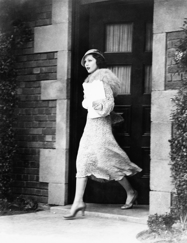 stock-woman-leaving-2 stock-woman-leaving-2