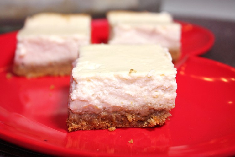 Cheesecake-Protein-Bars_3