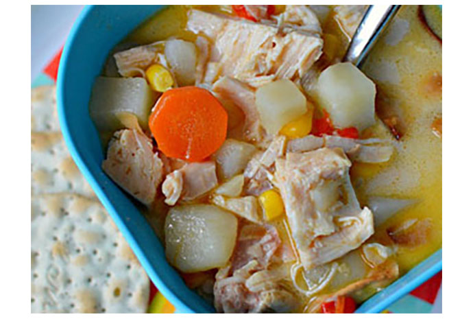 Composed of kid-friendly favourites like corn, potato, and carrots, this creamy chicken chowder is the perfect antidote to Canada's cold winter days. Serve with crunchy crackers and a glass of milk for a well-balanced, hearty meal loaded with veggies and protein.
