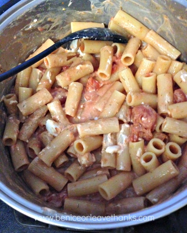 Roasted-Vegetable-and-goat-cheese-pasta