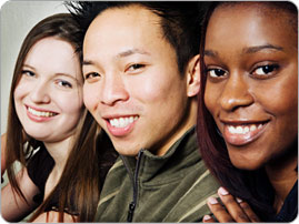 Teens_smiling_BRAND_PHO_EN Teens_smiling_BRAND_PHO_EN