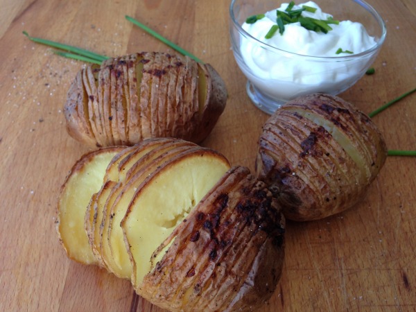 hasselback-potatoes-with-sour-cream-2.jpg