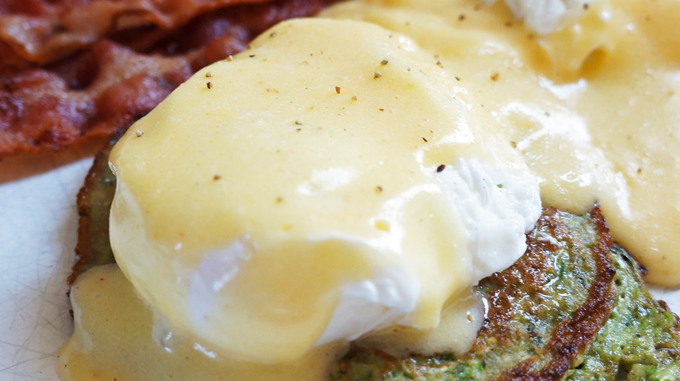 easy-hollandaise-sauce