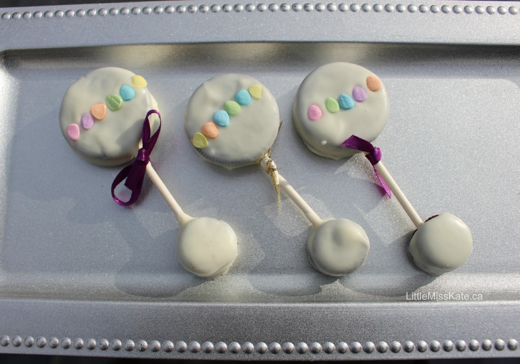Baby-Shower-Dessert-Ideas-Baby-Rattle-Oreo-Pops-4 Baby-Shower-Dessert-Ideas-Baby-Rattle-Oreo-Pops-4