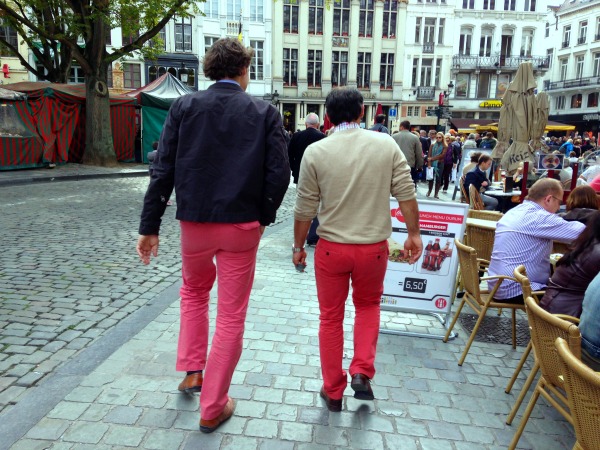 Two-men-wearing-pink-pants