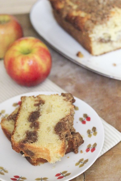 Apple-Loaf-Cake-400x600