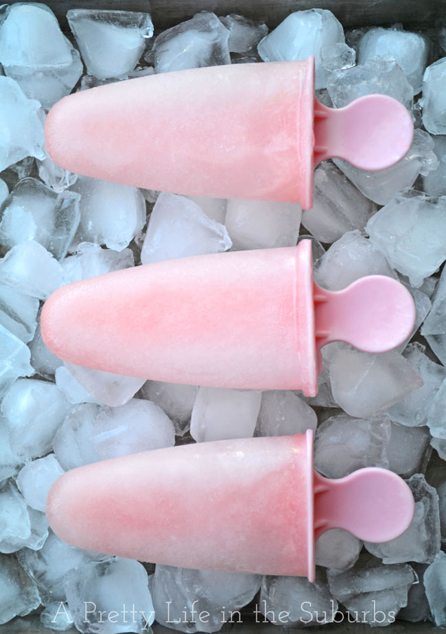 Pink-Lemonade-Pops-A-Pretty-Life