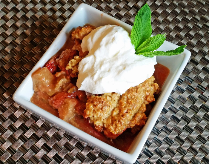 strawberry-rhubarb-cobbler-gluten-free-700x549