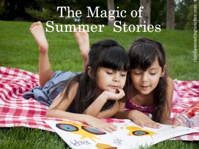 two-sisters-reading-book-in-the-park_s1 two-sisters-reading-book-in-the-park_s1