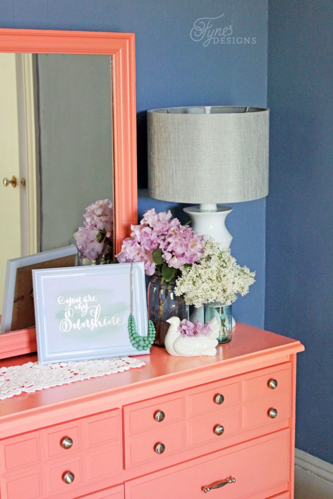 painted-dresser